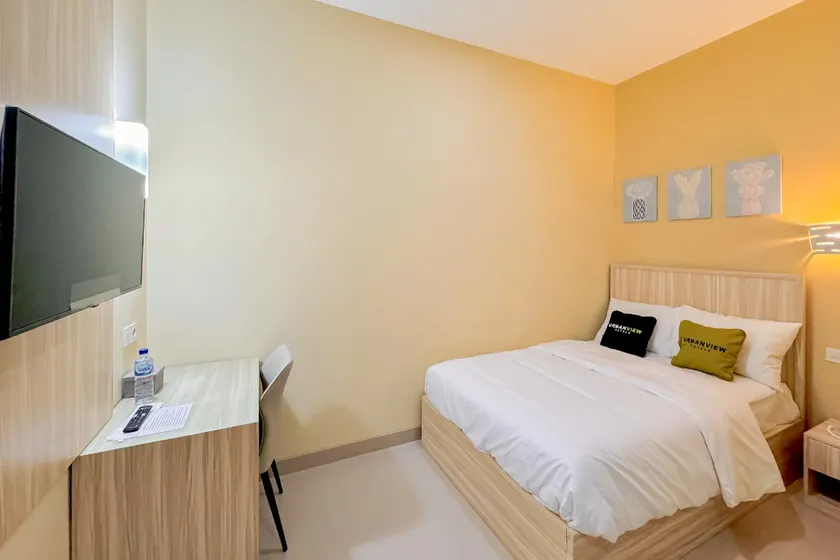 Urbanview Griya Esti Siliwangi Semarang - Image 1