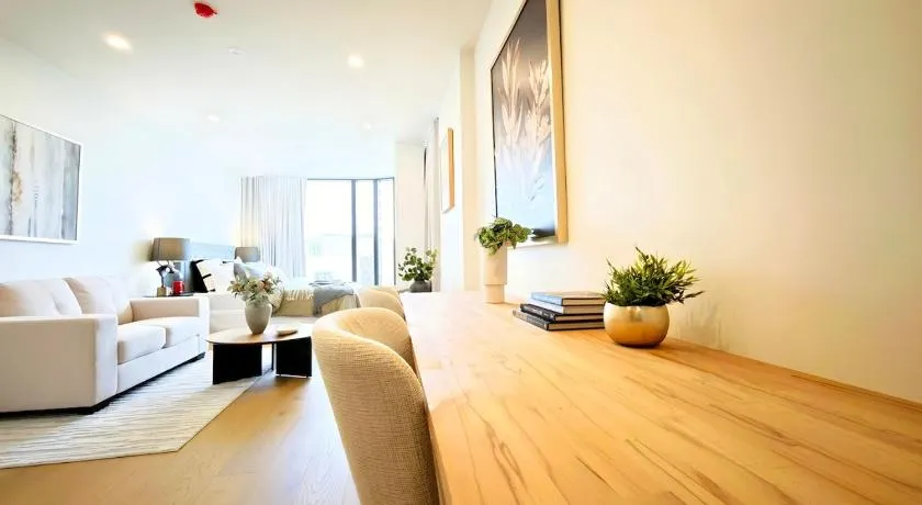 UG31 - Light luxury hotel-style suite in the core of Box Hill, with everything you need for dining and entertainment downstairs - Image 1