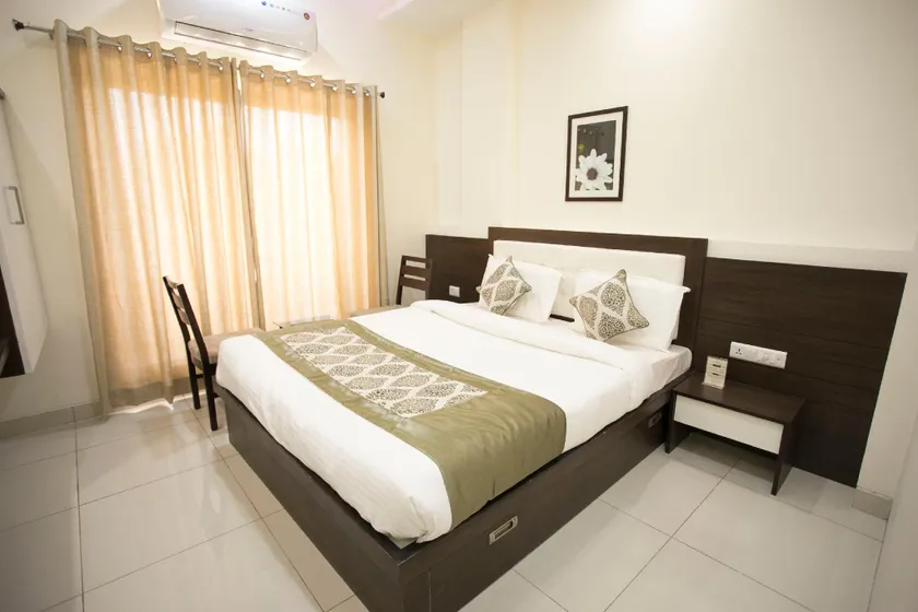 Hotel Fortune Plaza - Image 1