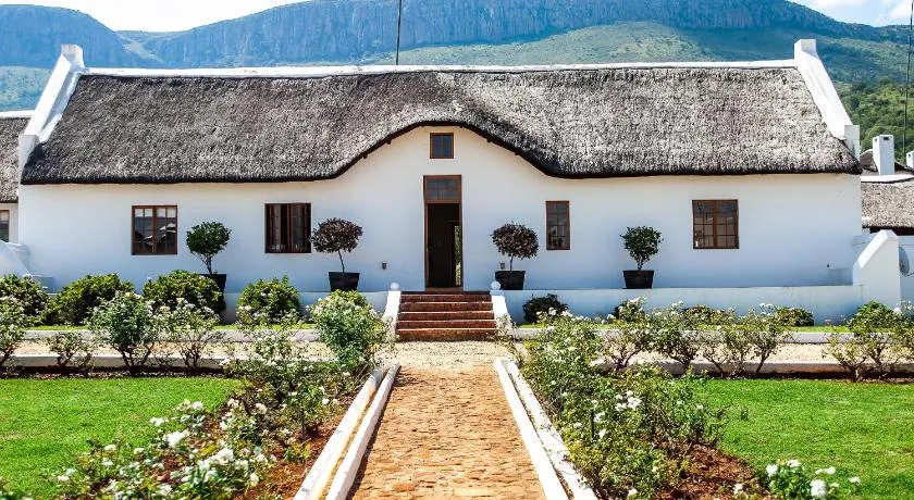 Steynshoop self-catering Valley Lodge - Image 1