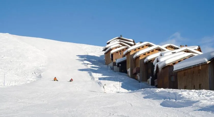 Madame Vacances Les Chalets des Alpages - Image 1