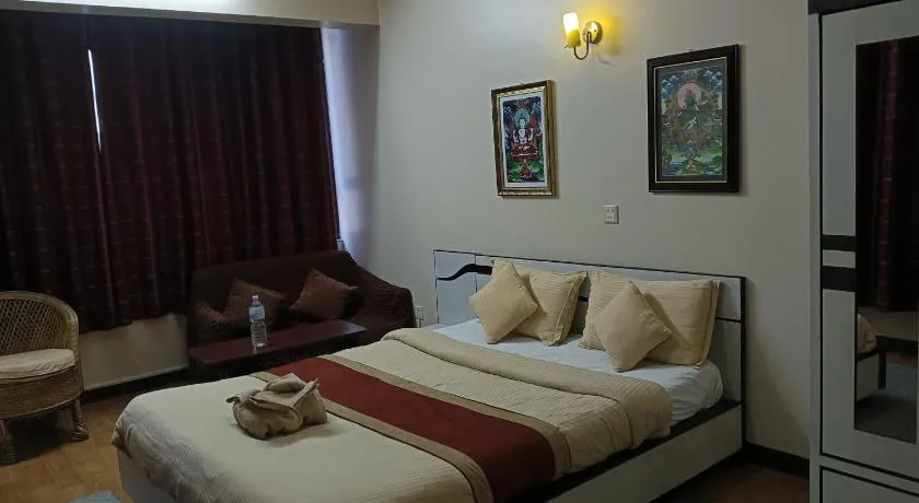 Hotel Pristine - Image 1