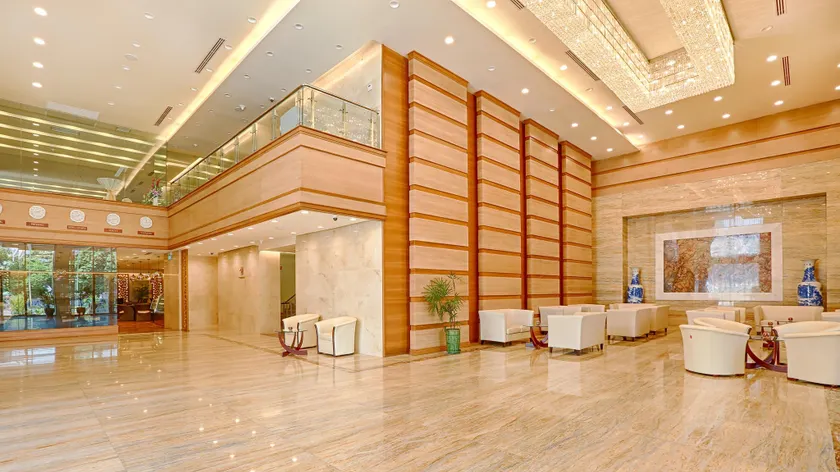 Jasmine Palace Hotel - Image 1