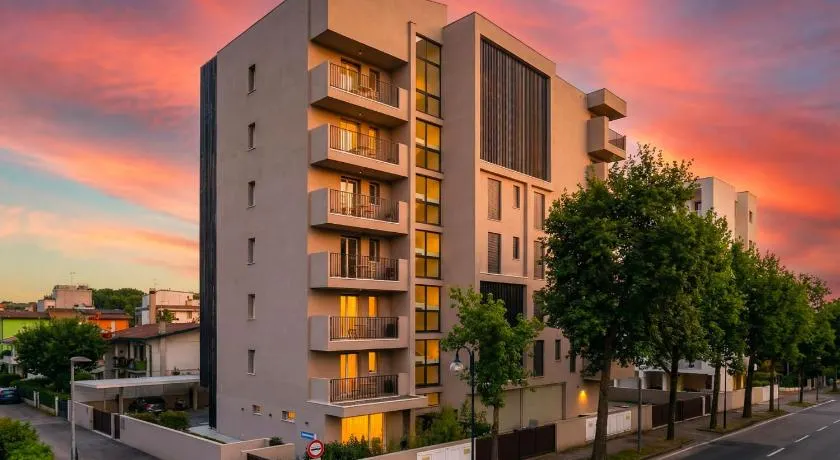 Villa Laila IRIS SUITE APARTMENTS - Image 1