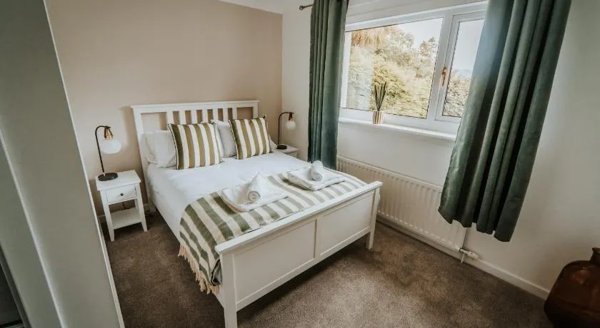 Maisy's Hideaway - Image 1