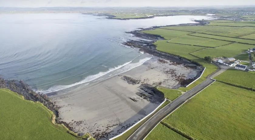 Matthews Traditional Holiday Cottage by Trident Holiday Homes - Image 1