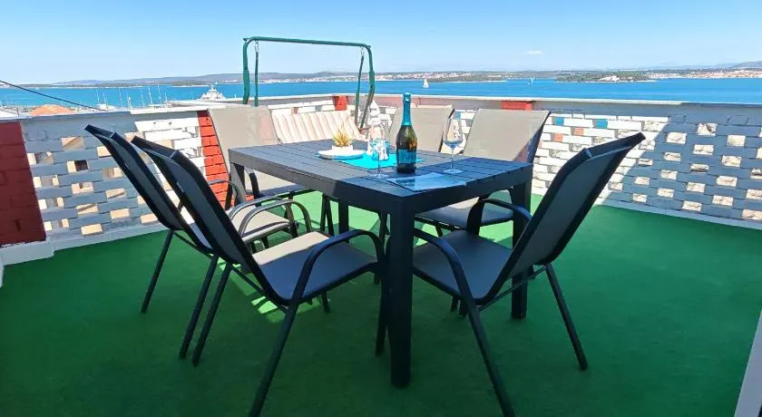 Sea View Apartment Tkon with Terrace Sleeps 6 - Image 1