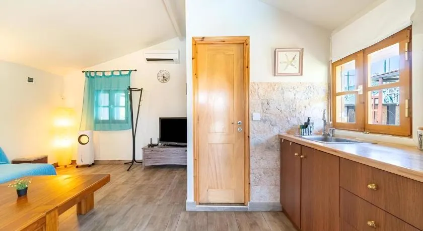 Maxim Wooden Holiday - Cozy Stay with Private Pool - Image 1