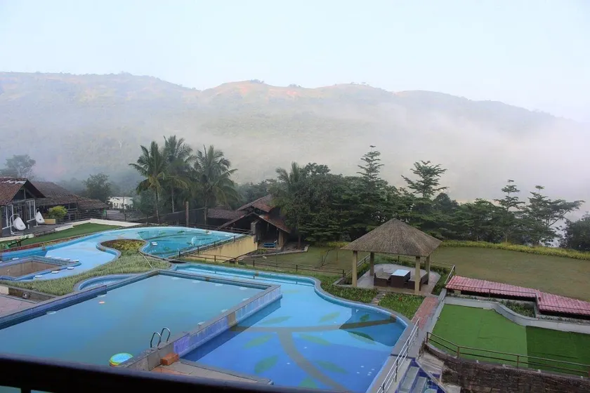 Encore A Boutique Resort, Mulshi - Image 1