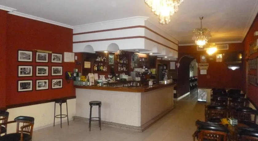 Hostal Cerezo - Image 1
