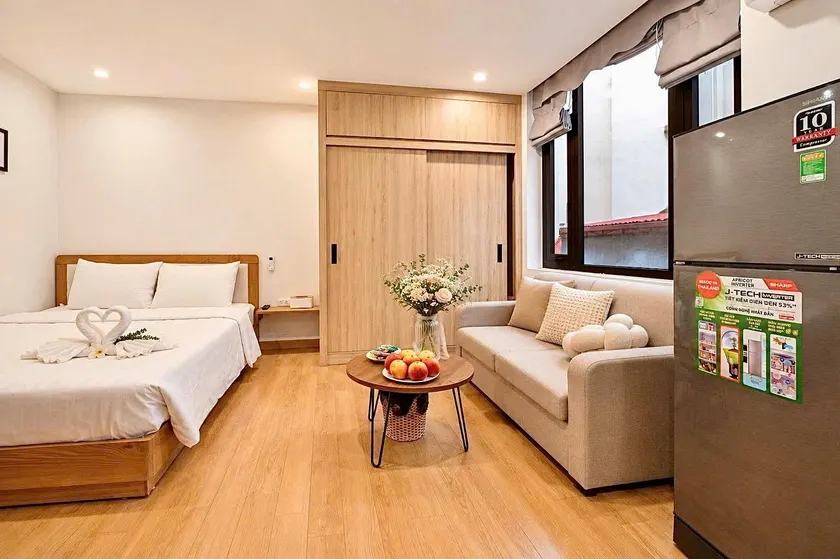 22Housing luxury Hotel & Residence 39 Linh Lang - Image 1