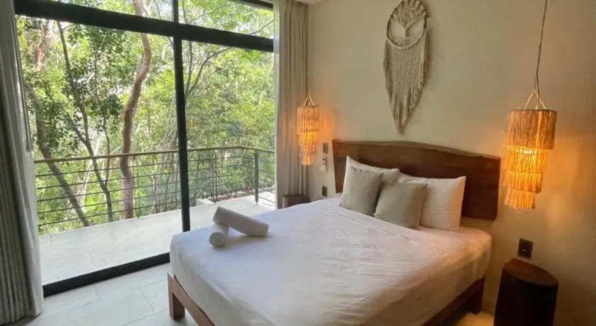 Jungle View 2bed 2bath Condo/ Wi-Fi/ Pool/ Gym - Image 1