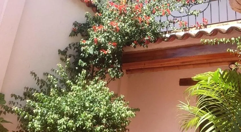 Casa Verde Albarrada - Image 1