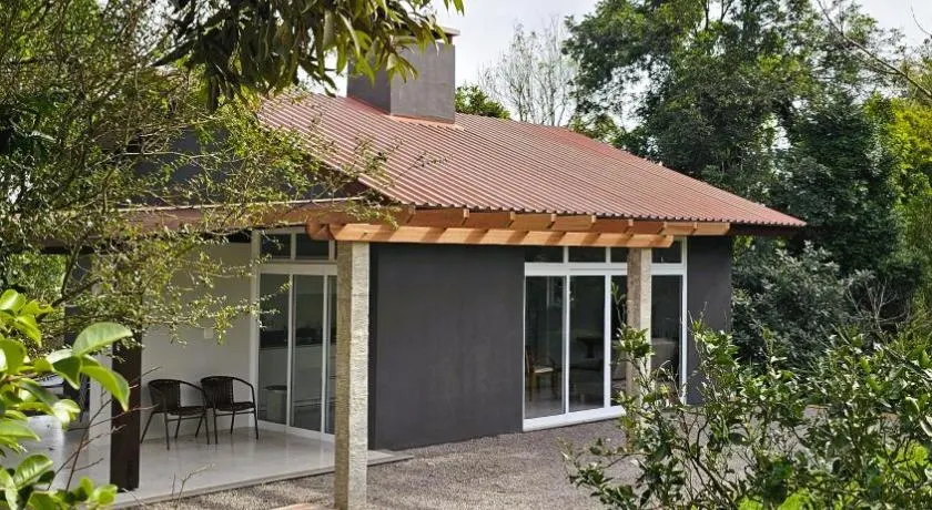 Casa no Bosque - Image 1