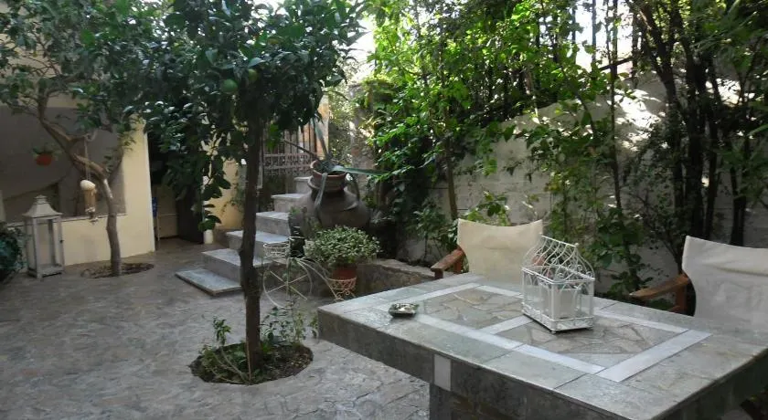 Litsa - Image 1