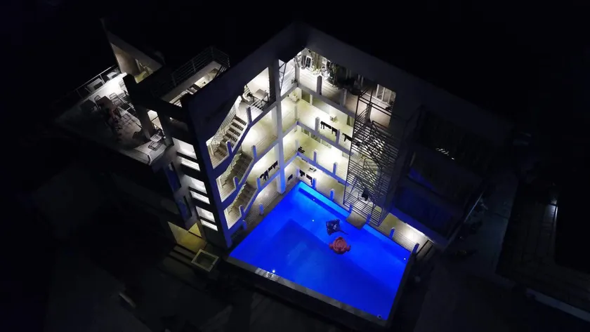 Sugarsea Inn & Dive shop - Image 1