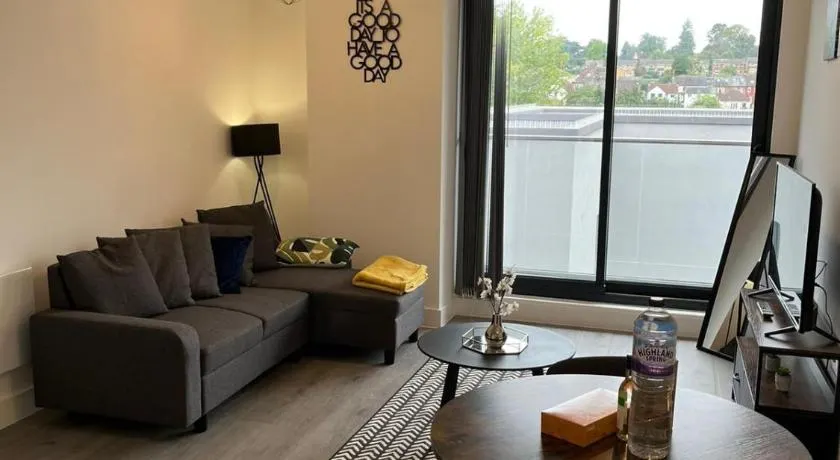Hemel Apartments- Tranquil Haven - Image 1