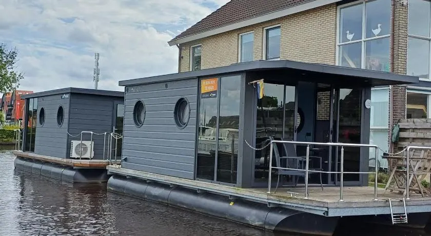 Bed-on-a-Boat - Image 1