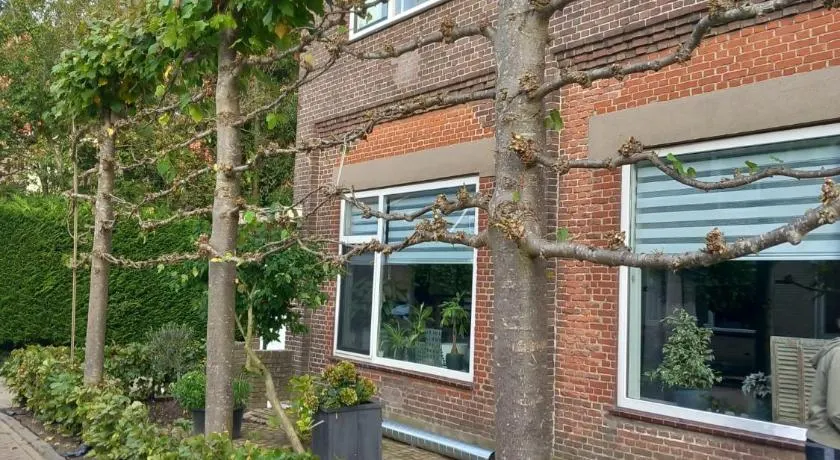 Klooster Achthuizen - Image 1