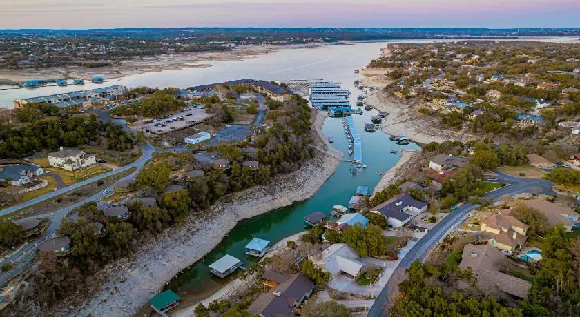 Waterfront Home on Lake Travis - Image 1