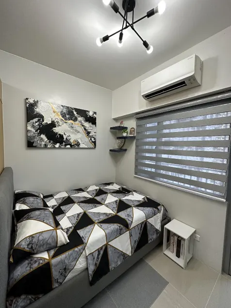 Grass Residences - Staycation Condo Unit - Image 1
