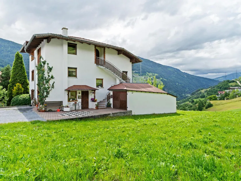 Simplistic Apartment in Fließ near Gachenblick Mountain - Image 1