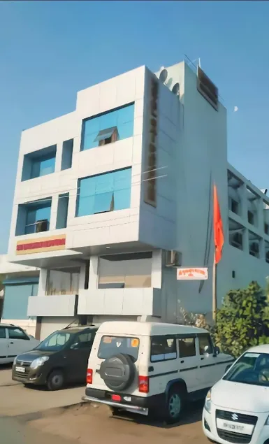 Hotel Sai Darshan Guest House - Image 1