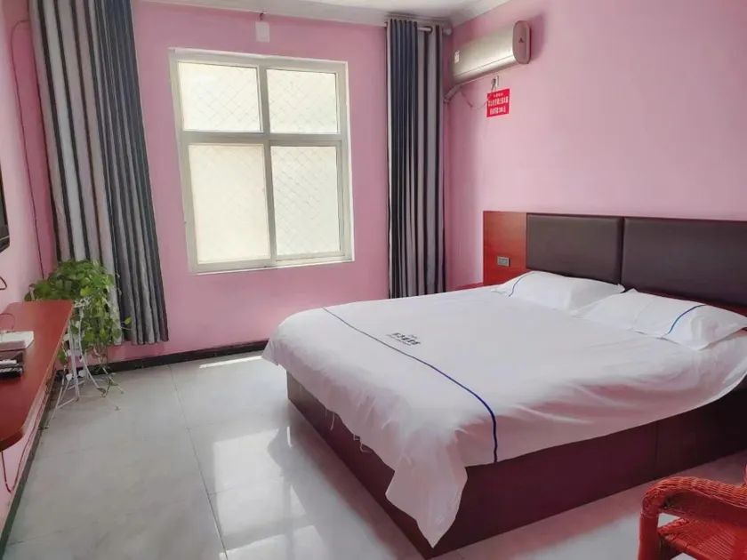 Oriental City Business Hotel - Image 1