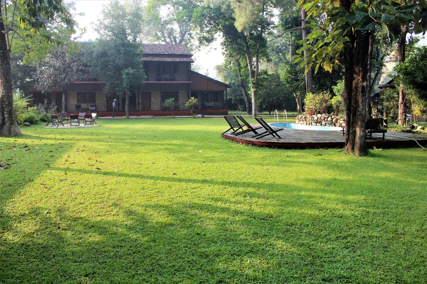 Royal Park Hotel - Image 1