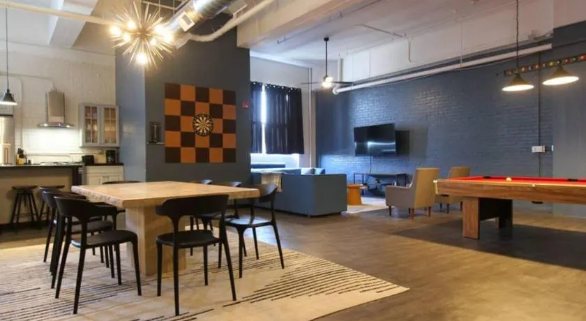 3E-Spacious 2 bedroom in Oakland, sleeps 8 - Image 1