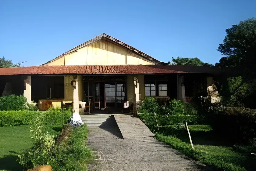 Hotel Ponta do Madeiro - Image 1