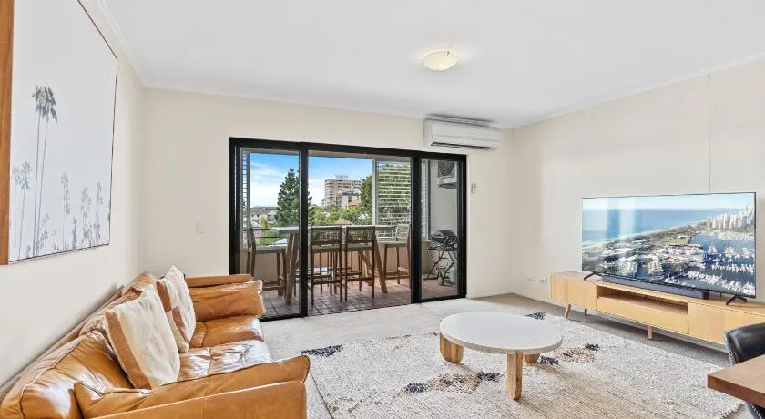 Live the Brisbane Life, 5 Min to Felons - Image 1