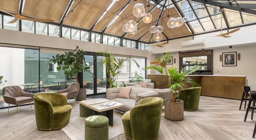 Numa London Chelsea Green - Image 1