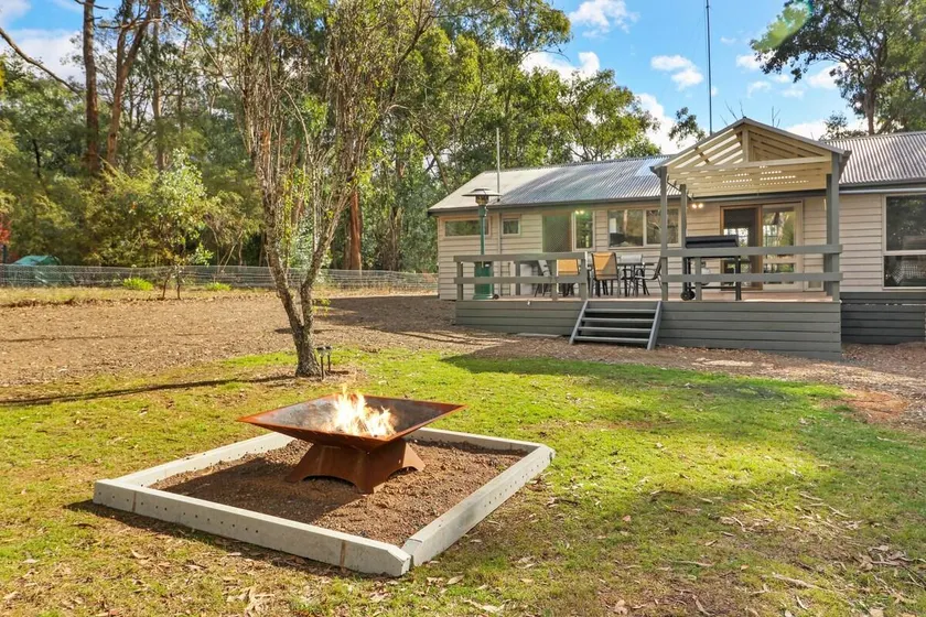 Wararipa - Close to Lake Eildon & Historic Jamieso - Image 1