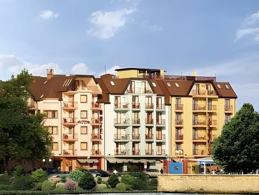 Saint George Hotel & Medical Spa - Image 1