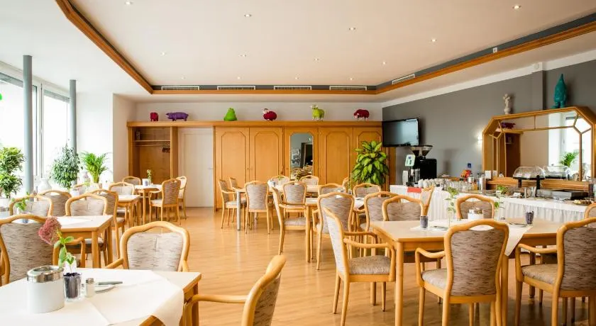 Hotel Handelshof - Image 1