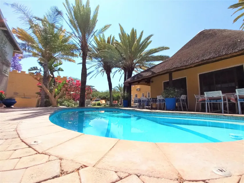 Capbon Guesthouse - Image 1