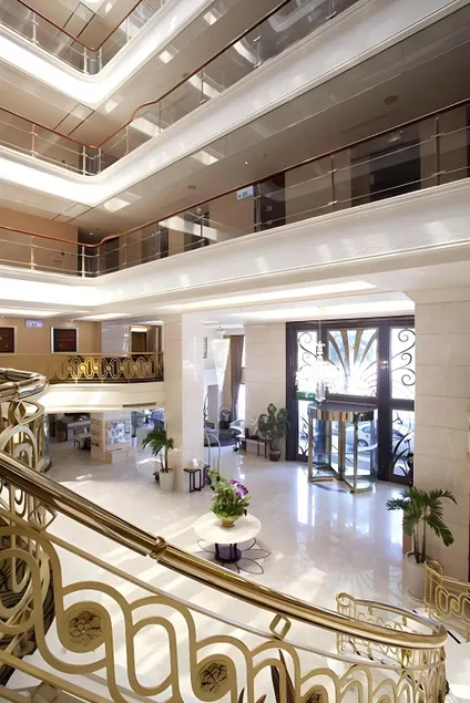 Justwin Grand Hotel - Image 1