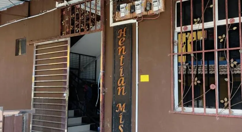 Perhentian MJ Fisherman Village - Image 1