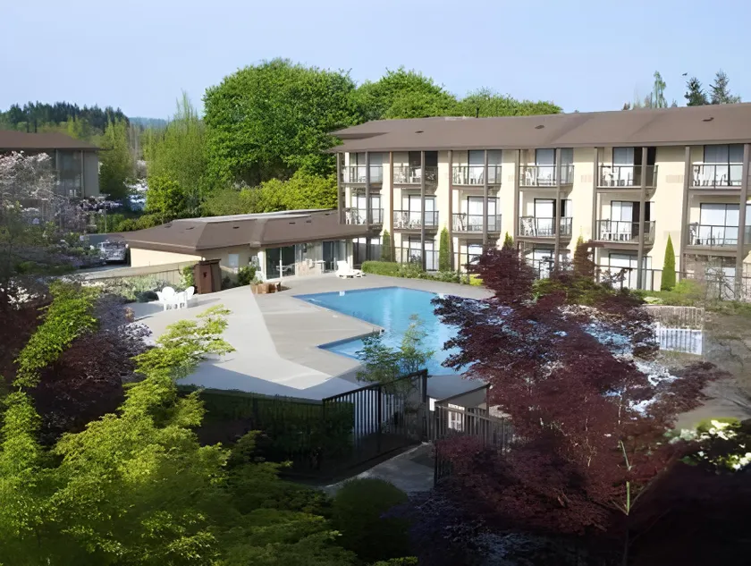 Valley River Inn - Image 1