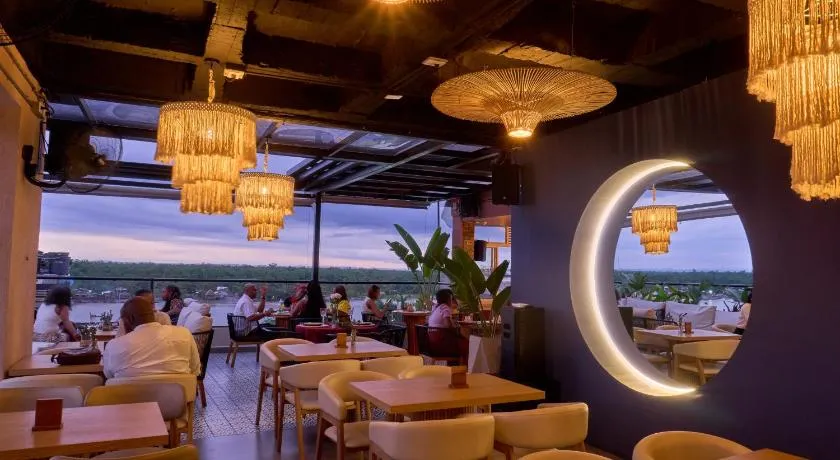 Kamaleb Farallones Hotel - Image 1