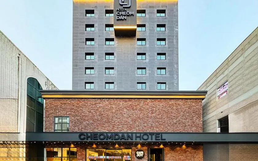 Gwangju Cheomdan Hotel - Image 1