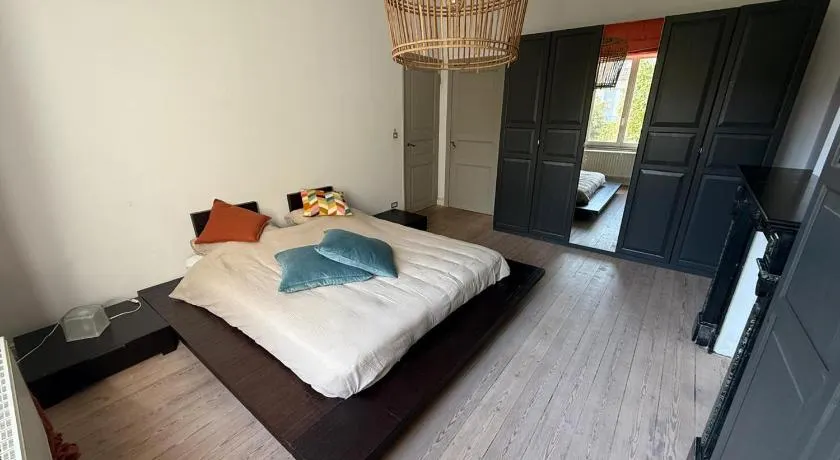 Dock Suites - Image 1