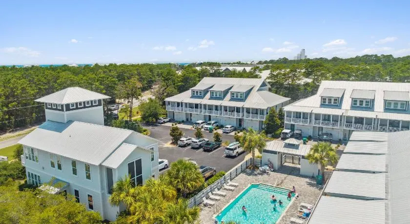 30A Townhomes at Seagrove by Panhandle Getaways - Image 1