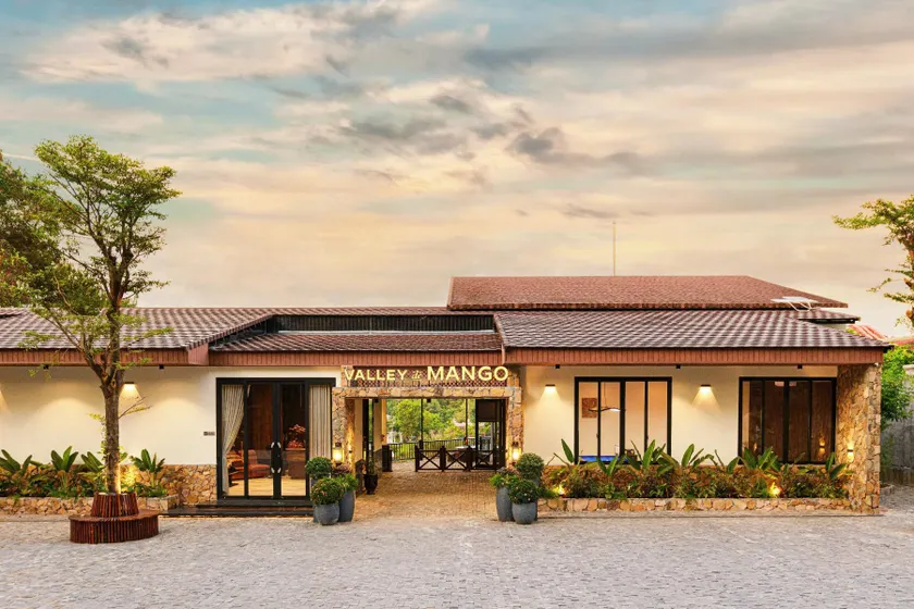 Villa Valley De Mango Hue - Image 1