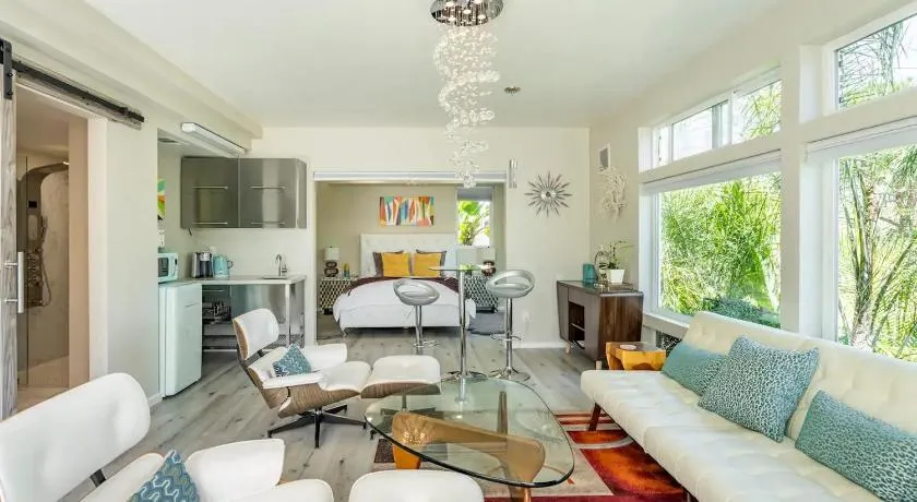 Private Luxury Suite with Views Near SF & Wine Country - Image 1