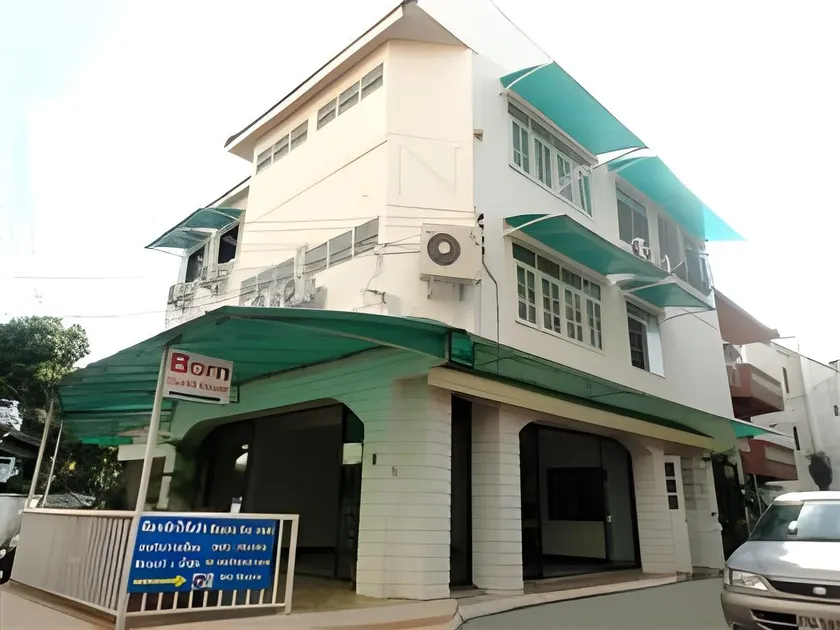 Born Guest House - Image 1