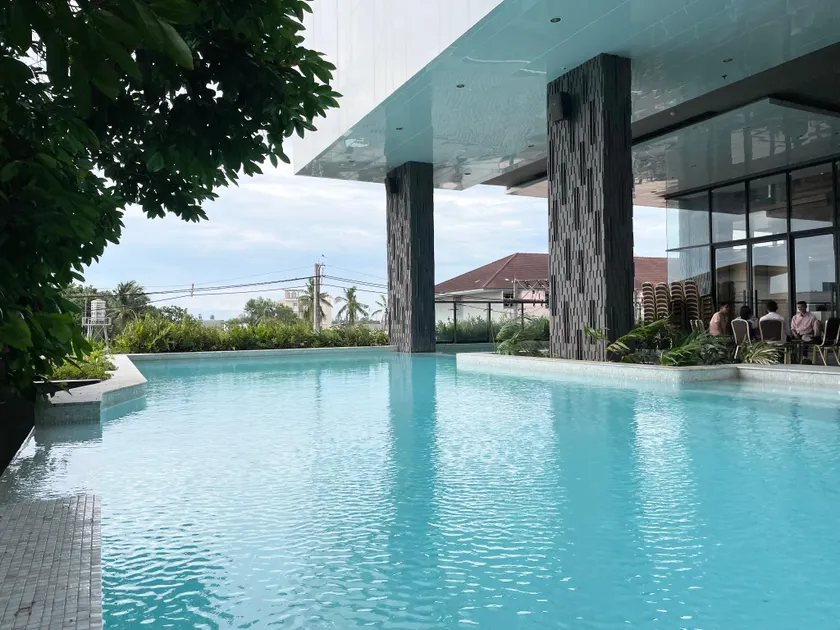 Tonaoi Grand Hotel - Image 1