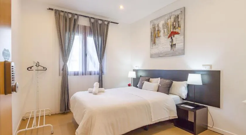 AYZ Javier Cabrini - Auto check-in property - Image 1