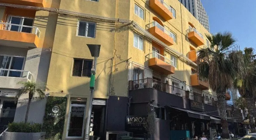 Miami Apartments - Image 1